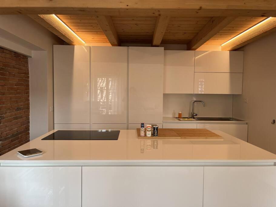 La Piccola Casa Al Lago - Intera Casa Con 3 Camere E 2 Box Salò Exteriör bild